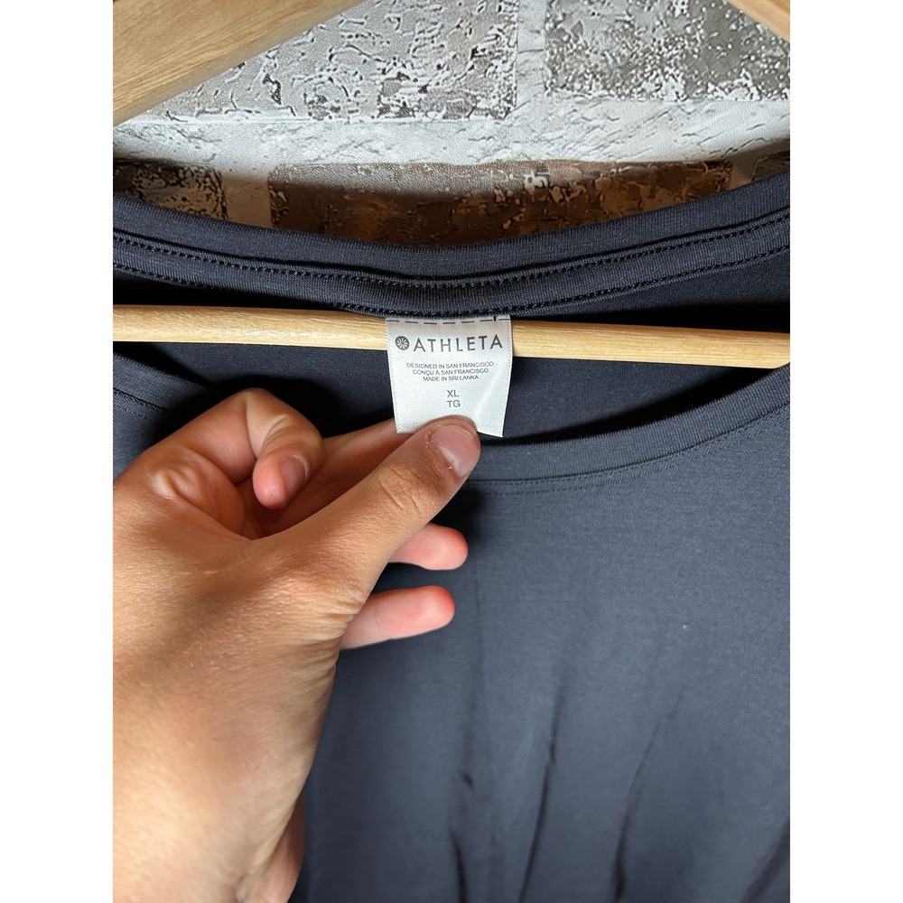 Athleta With Ease Twist Top Women XL Black Long Sleeve Cropped Front Knot - Picture 5 of 5
